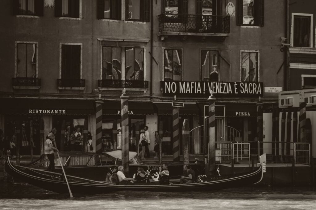 La mala del brenta di Felice Maniero. Una piccola storia. Cecco Affinito La mala del brenta di Felice Maniero. Una piccola storia. Cecco Affinito